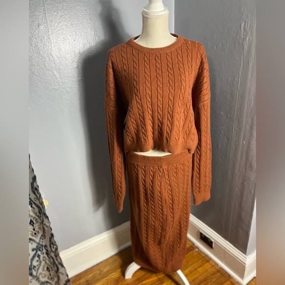 Rebdolls SET NonStop Cable Knit Sweater & Midi Skirt - Orangey Brown PANTONE EUC - Picture 6 of 11